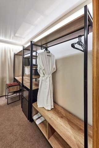 Отель Boutique Hotel Dacha Lanzheron Одесса Стандартный двухместный номер с 1 кроватью или 2 отдельными кроватями и видом на море-29